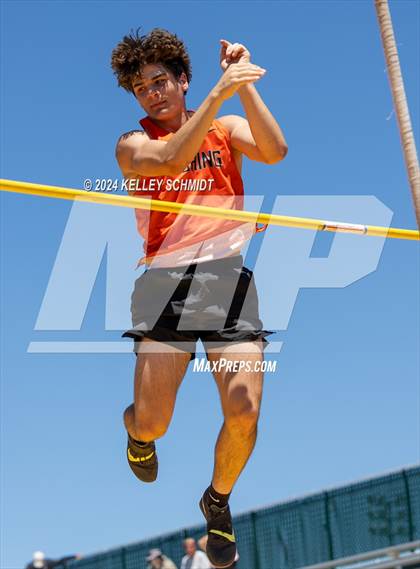 Thumbnail 3 in OSSAA 3A/4A OBU-Shawnee Regional (Field Events) photogallery.