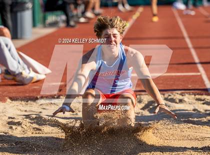 Thumbnail 2 in OSSAA 3A/4A OBU-Shawnee Regional (Field Events) photogallery.