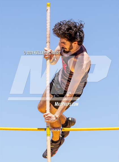Thumbnail 2 in OSSAA 3A/4A OBU-Shawnee Regional (Field Events) photogallery.