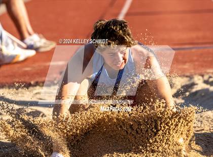 Thumbnail 2 in OSSAA 3A/4A OBU-Shawnee Regional (Field Events) photogallery.