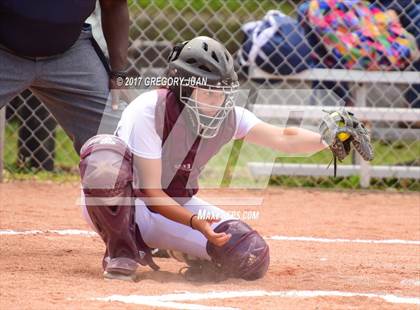 Thumbnail 2 in De La Salle @ Ursuline Academy (LHSAA 3A/4A Regional Playoff) photogallery.