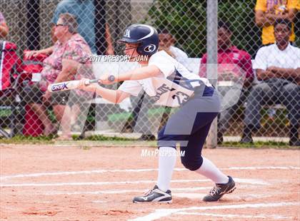 Thumbnail 2 in De La Salle @ Ursuline Academy (LHSAA 3A/4A Regional Playoff) photogallery.