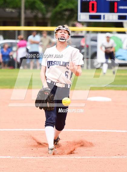Thumbnail 1 in De La Salle @ Ursuline Academy (LHSAA 3A/4A Regional Playoff) photogallery.