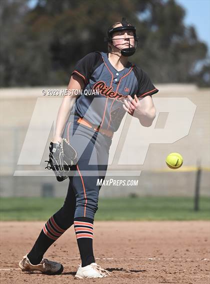 Thumbnail 2 in Norco vs. Huntington Beach (Michelle Carew Classic) photogallery.