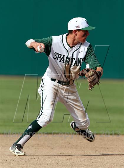 Thumbnail 3 in De La Salle vs. Amador Valley (CIF NCS D1 Final) photogallery.