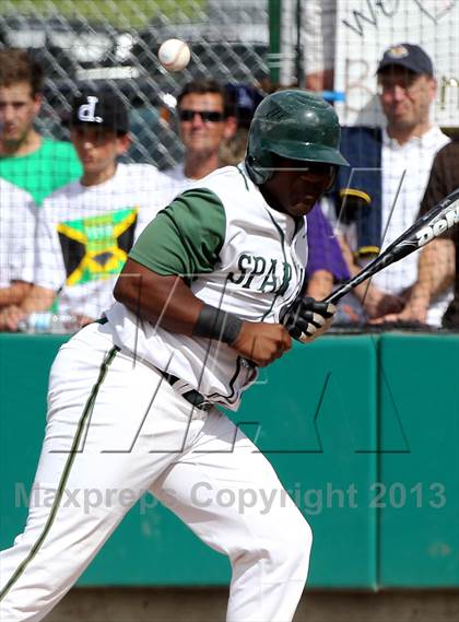 Thumbnail 3 in De La Salle vs. Amador Valley (CIF NCS D1 Final) photogallery.