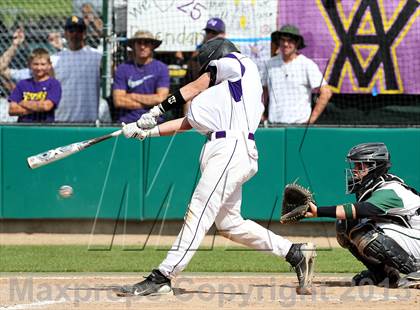 Thumbnail 3 in De La Salle vs. Amador Valley (CIF NCS D1 Final) photogallery.