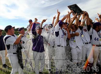 Thumbnail 3 in De La Salle vs. Amador Valley (CIF NCS D1 Final) photogallery.