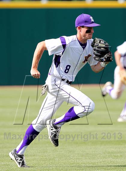 Thumbnail 2 in De La Salle vs. Amador Valley (CIF NCS D1 Final) photogallery.