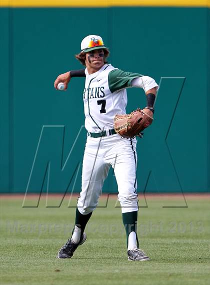 Thumbnail 1 in De La Salle vs. Amador Valley (CIF NCS D1 Final) photogallery.