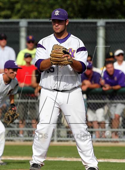 Thumbnail 2 in De La Salle vs. Amador Valley (CIF NCS D1 Final) photogallery.