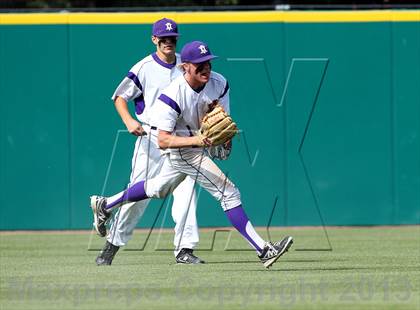 Thumbnail 1 in De La Salle vs. Amador Valley (CIF NCS D1 Final) photogallery.