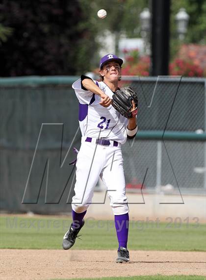 Thumbnail 1 in De La Salle vs. Amador Valley (CIF NCS D1 Final) photogallery.