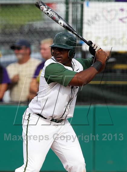 Thumbnail 1 in De La Salle vs. Amador Valley (CIF NCS D1 Final) photogallery.