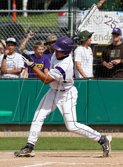 Thumbnail 3 in De La Salle vs. Amador Valley (CIF NCS D1 Final) photogallery.