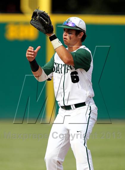 Thumbnail 3 in De La Salle vs. Amador Valley (CIF NCS D1 Final) photogallery.