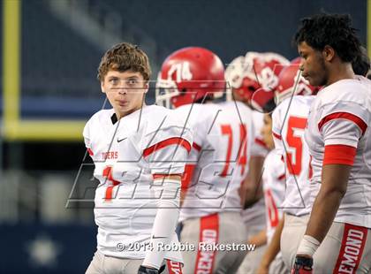 Thumbnail 3 in Albany vs. Bremond (UIL 2A Division 2 Final) photogallery.