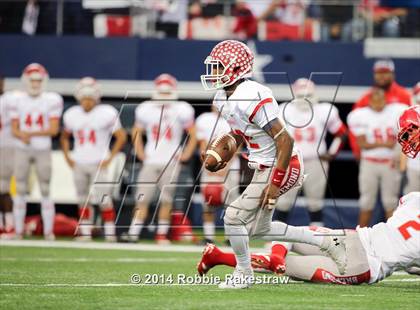Thumbnail 1 in Albany vs. Bremond (UIL 2A Division 2 Final) photogallery.
