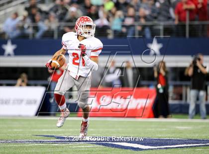 Thumbnail 3 in Albany vs. Bremond (UIL 2A Division 2 Final) photogallery.