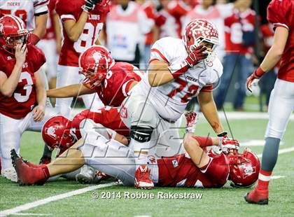 Thumbnail 1 in Albany vs. Bremond (UIL 2A Division 2 Final) photogallery.