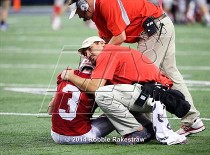 Thumbnail 3 in Albany vs. Bremond (UIL 2A Division 2 Final) photogallery.
