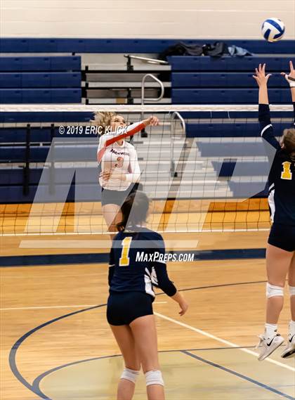 Thumbnail 3 in Land O' Lakes vs. Bradenton Christian (Bishop McLaughlin Tournament) photogallery.