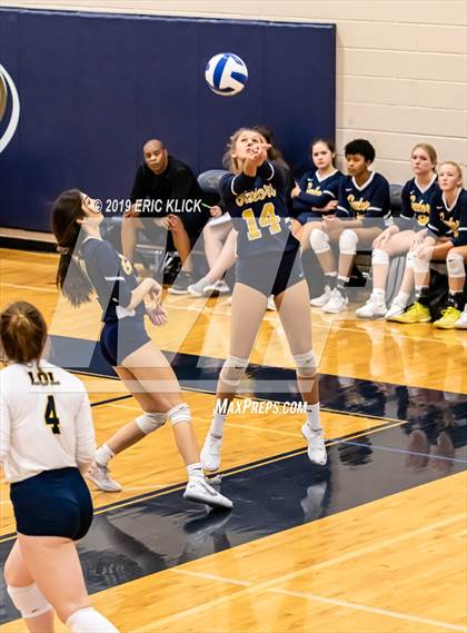 Thumbnail 3 in Land O' Lakes vs. Bradenton Christian (Bishop McLaughlin Tournament) photogallery.