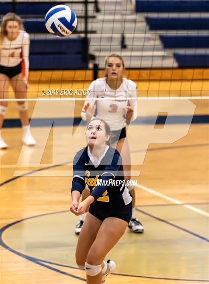 Thumbnail 1 in Land O' Lakes vs. Bradenton Christian (Bishop McLaughlin Tournament) photogallery.