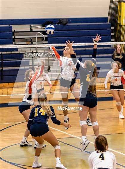 Thumbnail 2 in Land O' Lakes vs. Bradenton Christian (Bishop McLaughlin Tournament) photogallery.