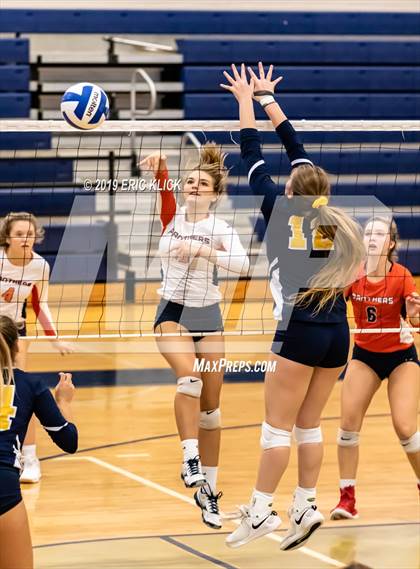 Thumbnail 3 in Land O' Lakes vs. Bradenton Christian (Bishop McLaughlin Tournament) photogallery.