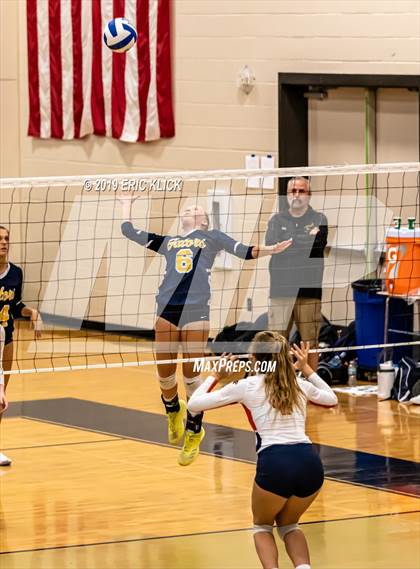 Thumbnail 2 in Land O' Lakes vs. Bradenton Christian (Bishop McLaughlin Tournament) photogallery.
