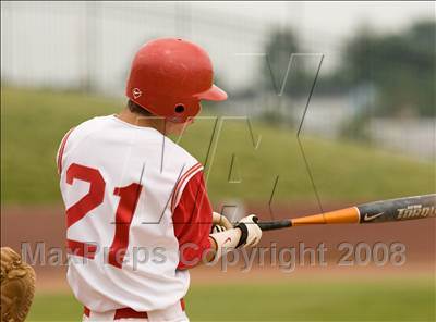 Thumbnail 3 in Highlands vs. Dixie Heights (KHSAA Region 9 Playoffs) photogallery.