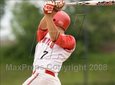 Thumbnail 2 in Highlands vs. Dixie Heights (KHSAA Region 9 Playoffs) photogallery.