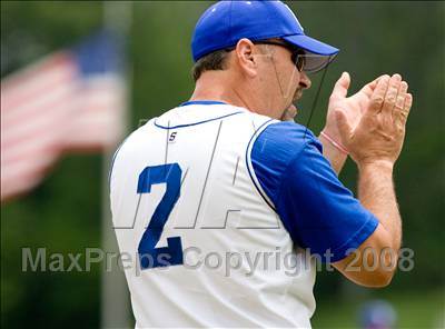 Thumbnail 2 in Highlands vs. Dixie Heights (KHSAA Region 9 Playoffs) photogallery.