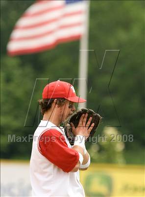 Thumbnail 2 in Highlands vs. Dixie Heights (KHSAA Region 9 Playoffs) photogallery.