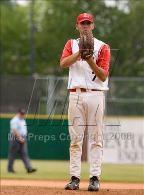 Thumbnail 3 in Highlands vs. Dixie Heights (KHSAA Region 9 Playoffs) photogallery.