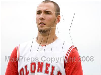 Thumbnail 2 in Highlands vs. Dixie Heights (KHSAA Region 9 Playoffs) photogallery.