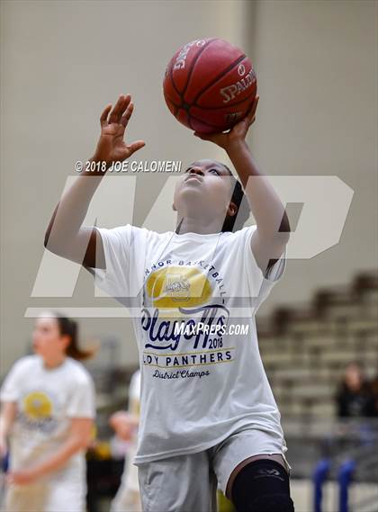 Thumbnail 2 in East Central vs O'Connor (Class 6A Bi District) photogallery.