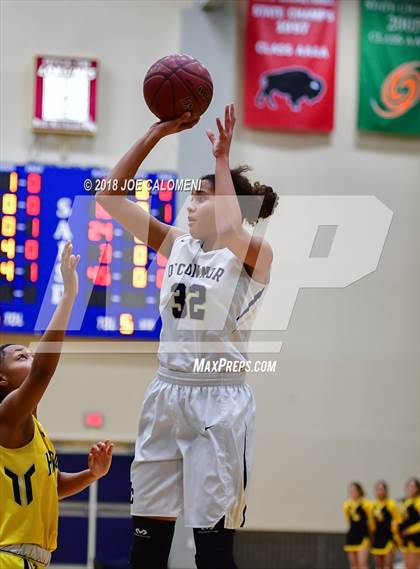Thumbnail 3 in East Central vs O'Connor (Class 6A Bi District) photogallery.