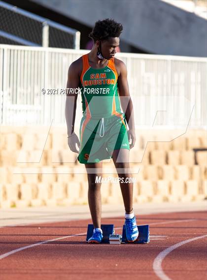 Thumbnail 1 in NISD Meet photogallery.