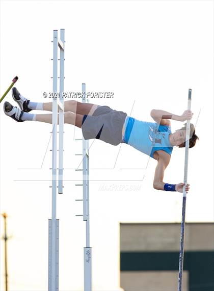 Thumbnail 2 in NISD Meet photogallery.