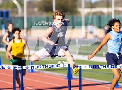 Thumbnail 1 in NISD Meet photogallery.