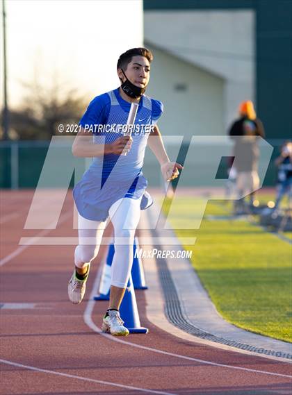 Thumbnail 3 in NISD Meet photogallery.
