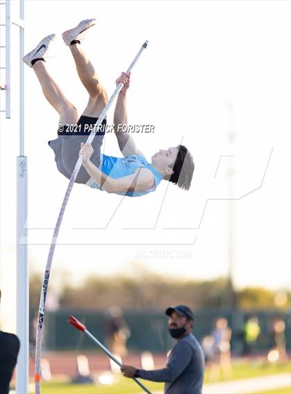 Thumbnail 3 in NISD Meet photogallery.
