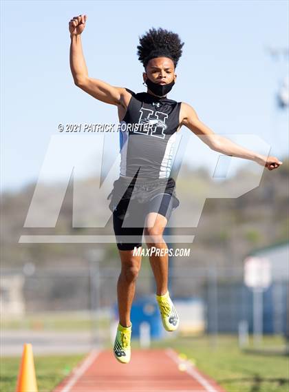 Thumbnail 2 in NISD Meet photogallery.