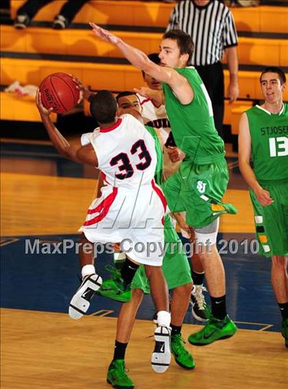 Thumbnail 2 in Pacific Hills vs. St. Joseph photogallery.