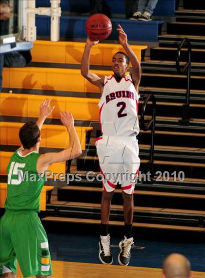 Thumbnail 2 in Pacific Hills vs. St. Joseph photogallery.