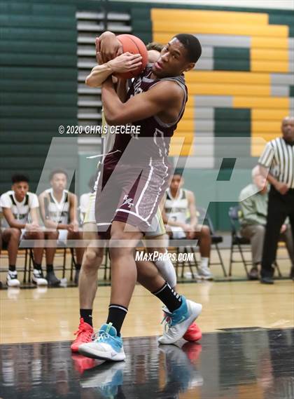 Thumbnail 2 in Edison Tech @ Rush-Henrietta (Section 5 Class AA Quarterfinal) photogallery.