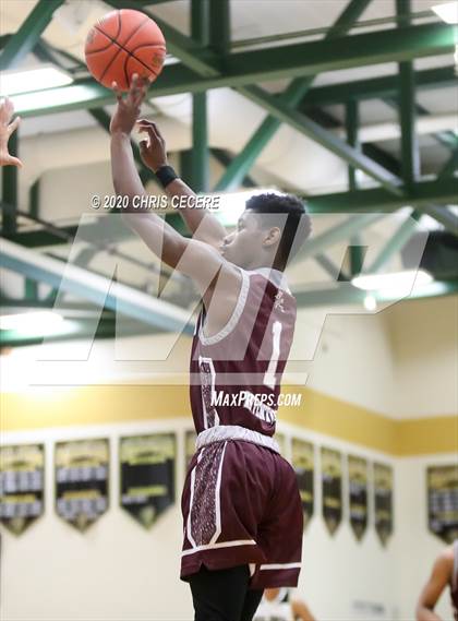 Thumbnail 1 in Edison Tech @ Rush-Henrietta (Section 5 Class AA Quarterfinal) photogallery.
