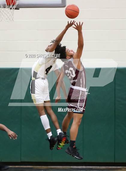 Thumbnail 1 in Edison Tech @ Rush-Henrietta (Section 5 Class AA Quarterfinal) photogallery.